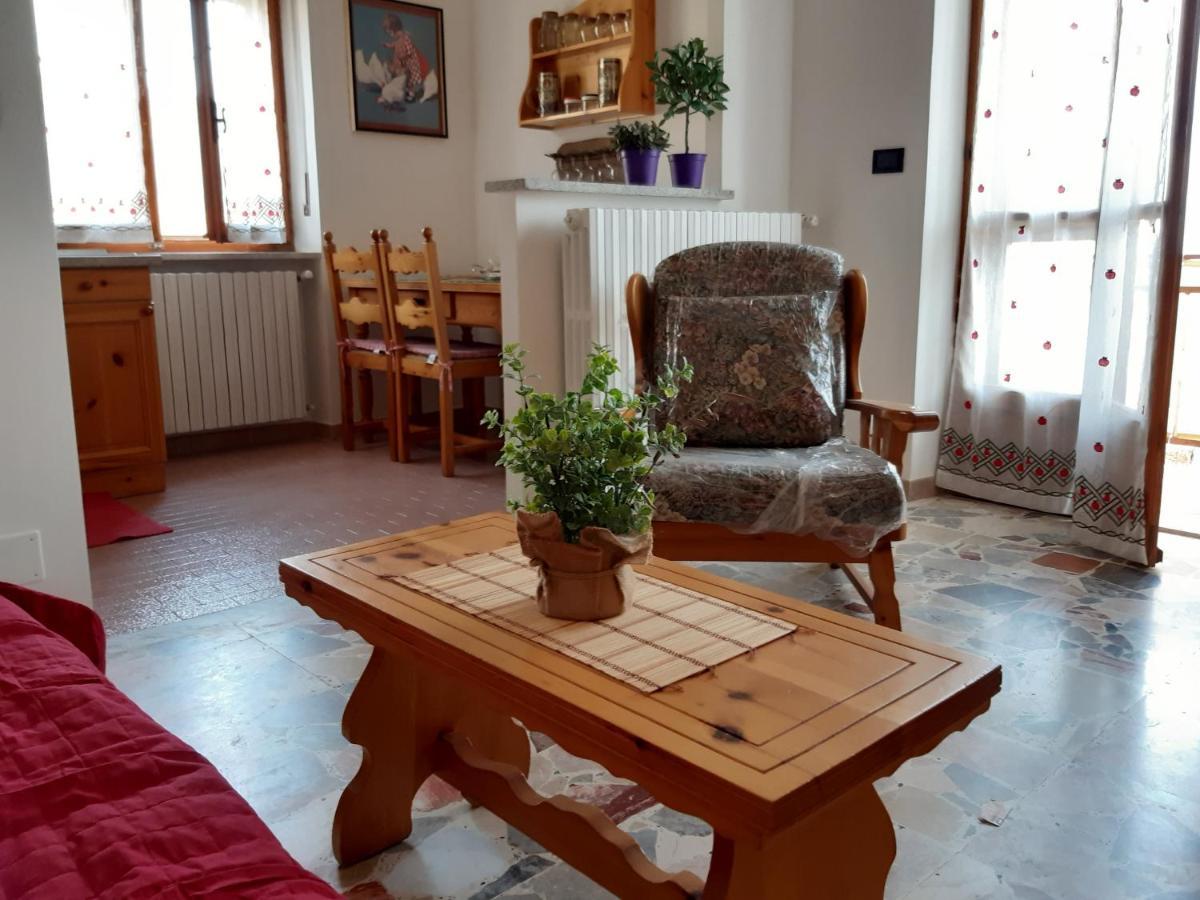 Grazioso Bilocale Merlino, Luminoso Con Vista Santuario, Wifi Giaveno ภายนอก รูปภาพ
