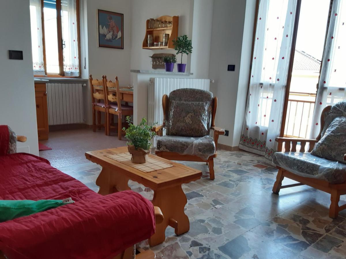Grazioso Bilocale Merlino, Luminoso Con Vista Santuario, Wifi Giaveno ภายนอก รูปภาพ